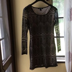 Forever 21 size M lace dress